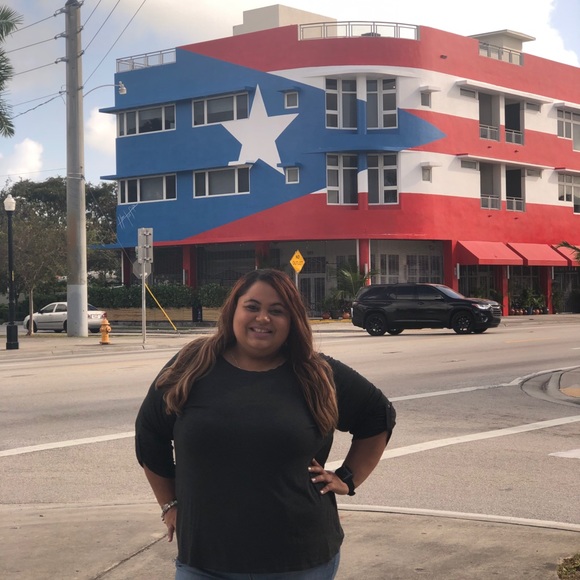 Meet your Posher, Naylise - Picture 3 of 8